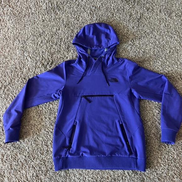 The North Face Vibrant Purple Jacket - Picture 1 of 3